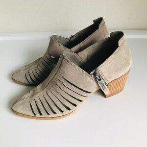 1.State Arnet Leather Bootie